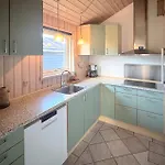 Front In With Sauna *
