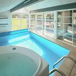 Ferienhaus Front In With Sauna *