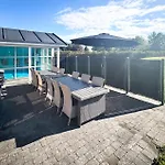Ferienhaus Front In With Sauna *