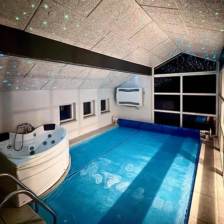 別荘 In With Kitchen オテルプ